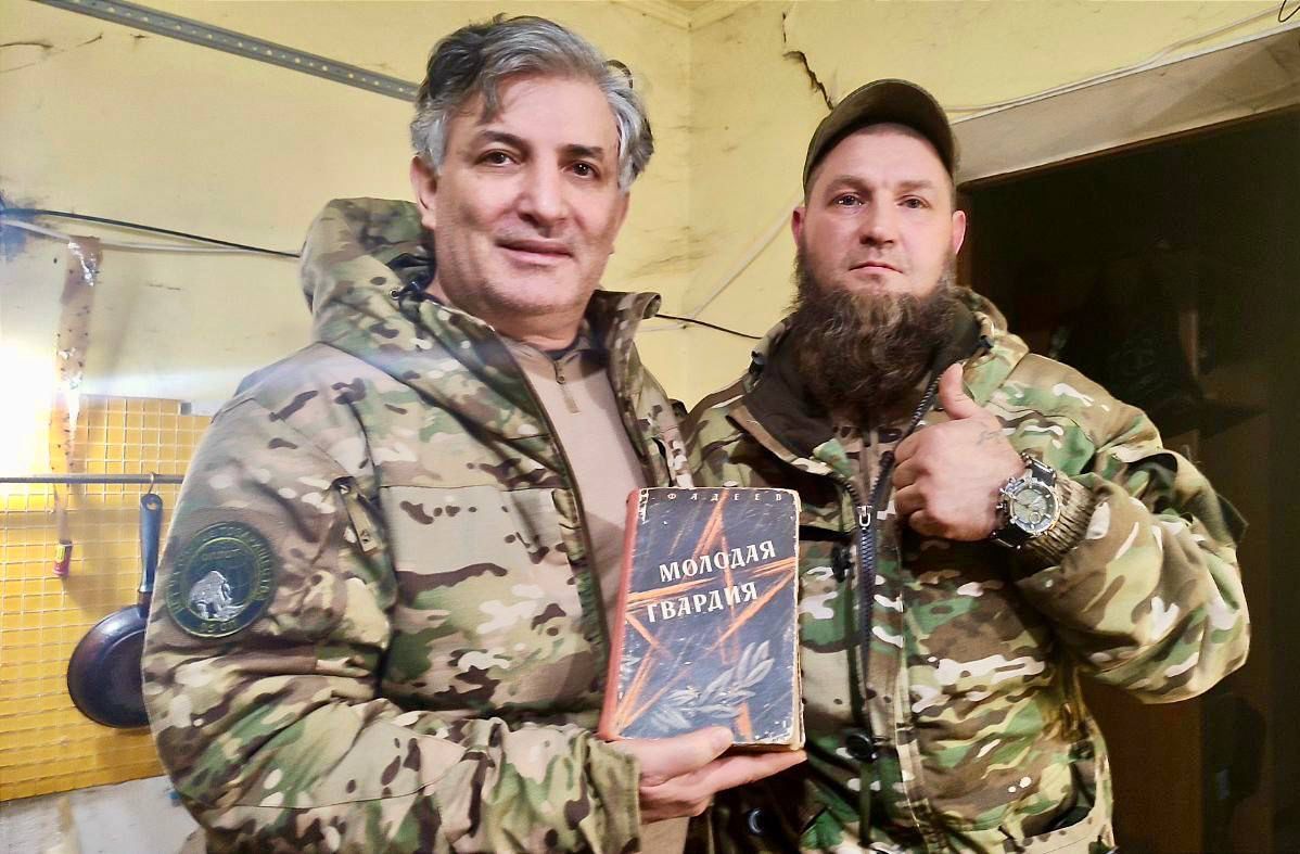 Известный адвокат Эльман Пашаев будет разоблачать пятую колонну на собственном телеканале